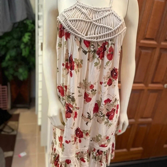 Volcom “SHELLO DRESS”
macramé top spaghetti straps ruffle hem floral boho L - Picture 13 of 15
